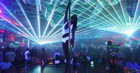 StripClub.XXX .